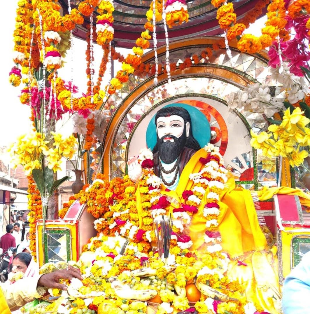 Shobha Yatra taken out on Sant Ravidas Jayanti
