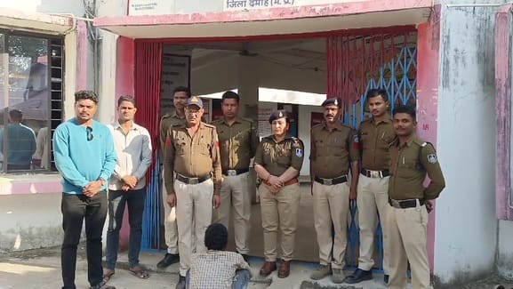 Damoh Brother turns out to brother murderer Murder was done under influence of alcohol dispute arose quarrel