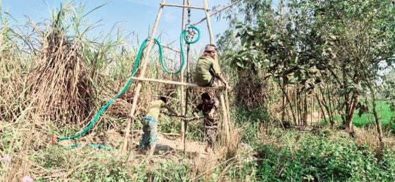 Digging in Shahabad for underground oil and gas possibility.