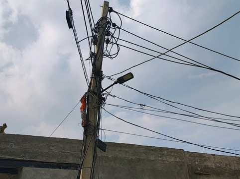 Moradabad: Two youths got burnt due to electric shock in Lodhipur Rajput village, sent hospital treatment
