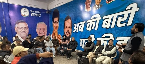Despite the announcement of contesting elections on party symbol, the list did not come
