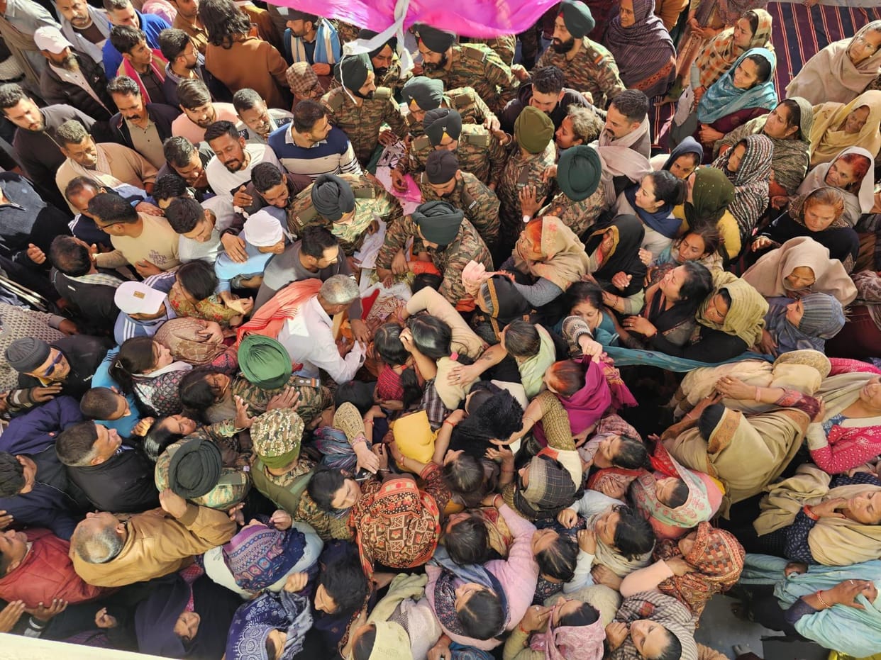 Last farewell given to sacrifice Mukesh Singh