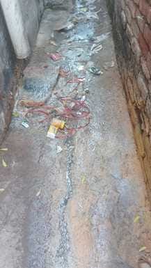 Lack of public toilet, people facing drainage problem
