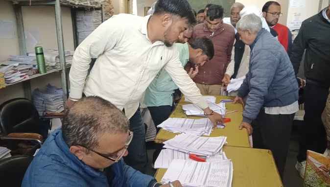 Thare Pension Thare Ghar Scheme is on paper, eligible are forced to make rounds of the department