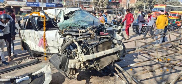 Groom's cousin carrying bride's jewelery dies in accident