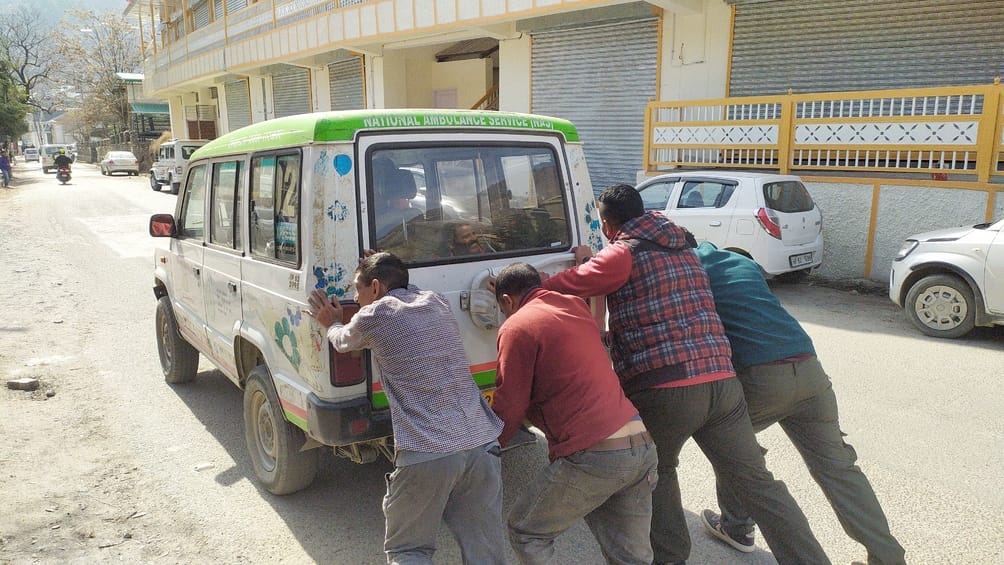 I broke a sweat while pushing, the ambulance did not start.
