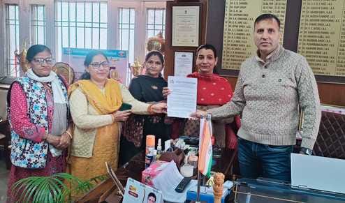 Government should not close schools located in remote areas, wildlife sanctuaries