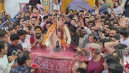 Falgun starts today, the city of Braj will be colored with Holi of gulal and flowers