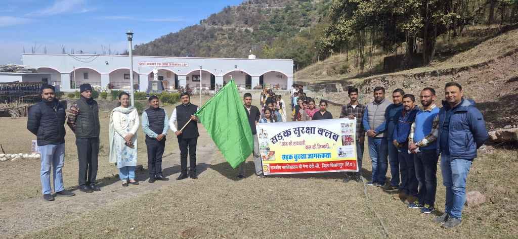 Made aware about road safety rules through rally