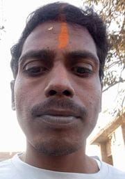 Usihat youth dies in an accident in Pilibhit, wife injured