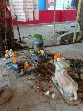 Displeasure of the person suffering from the disease with God: Vandalism of the idols kept in the temple