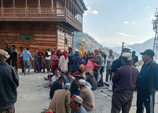 Prediction...Cash crops will fill the pockets of gardeners in Kullu.