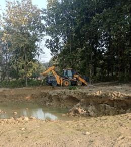 The game of soil mining is not stopping, questions on the claims of the administration