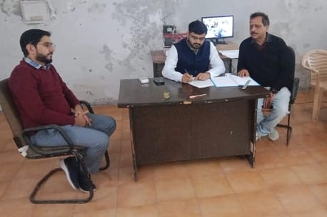 174 claimants took NOC nomination only one BJP and Congress got stuck in AAP mess