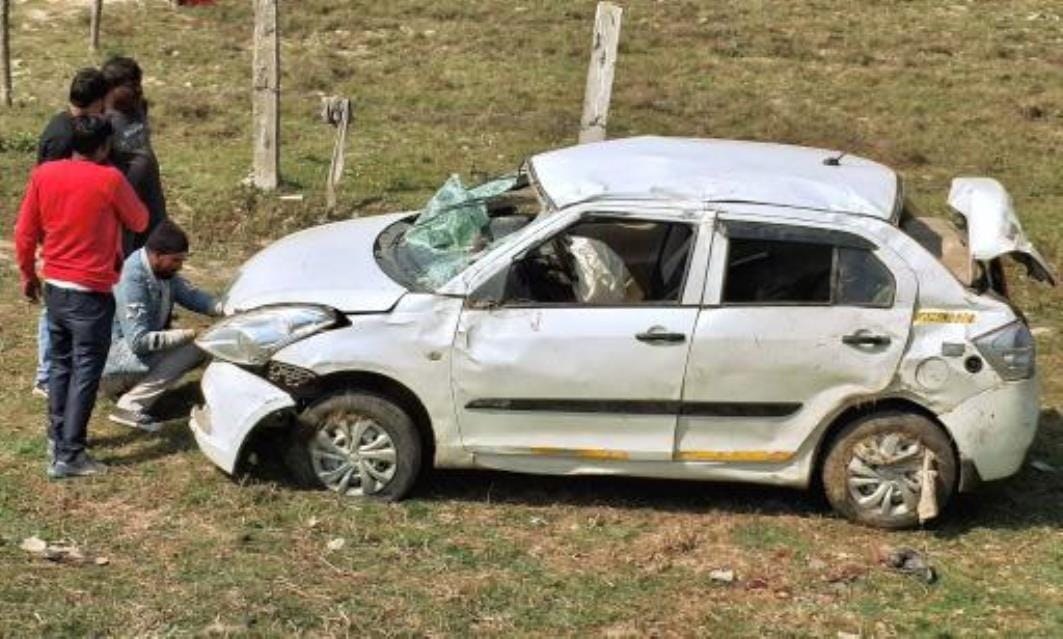 Two elderly people died in road accidents