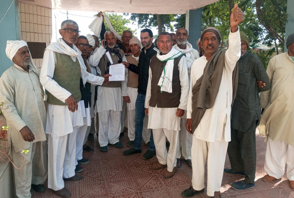 demand of bus depot reached to cm