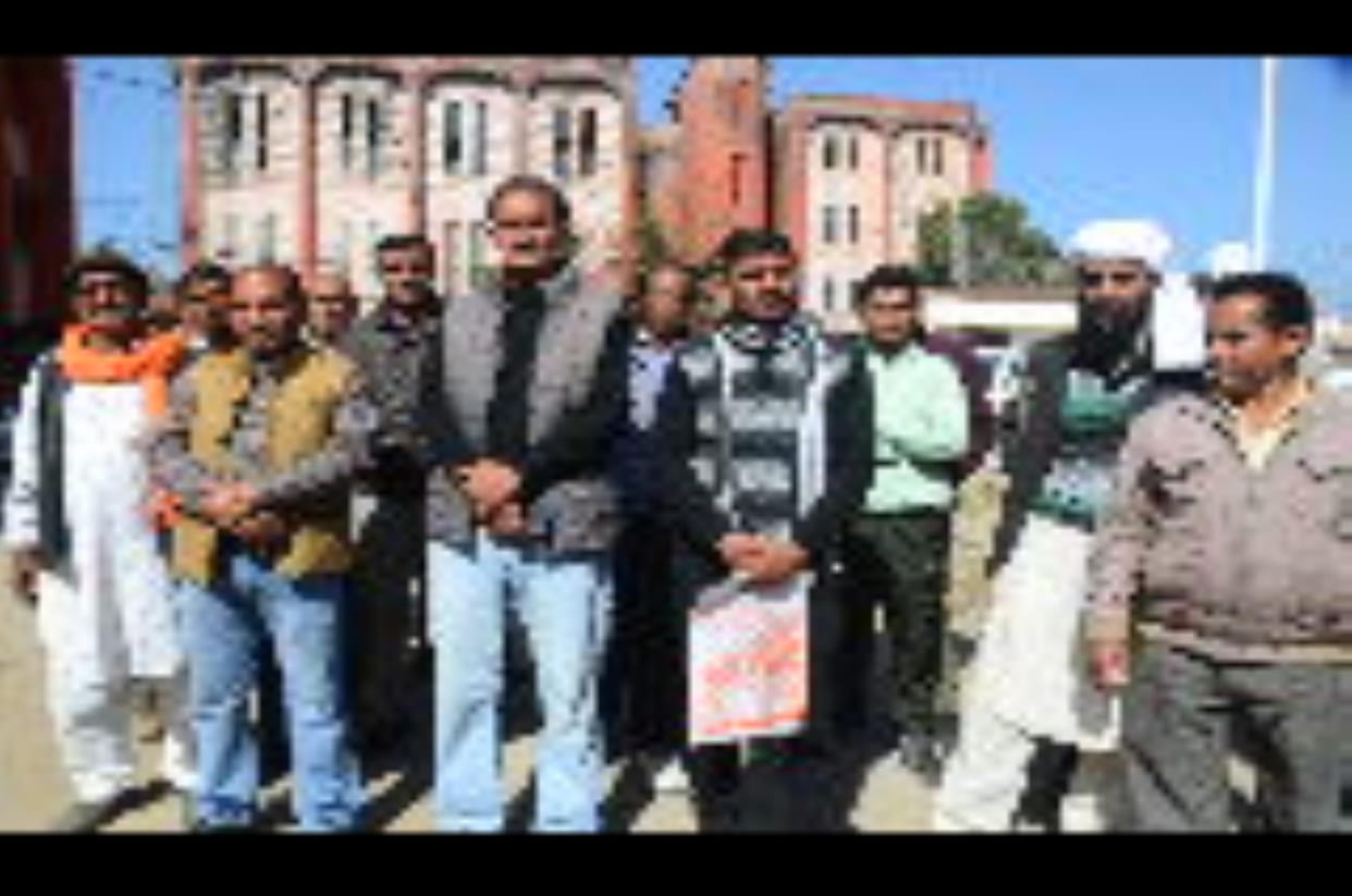 Peoples of Kathera Village Meet with DC, Demand For Shutoff the Stone Crusher