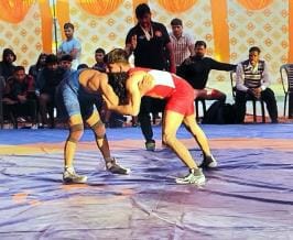 Golu of Varanasi defeated Abhishek of Sambhal