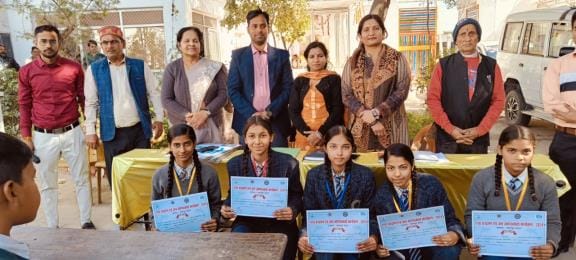 Janvi got first place in painting competition