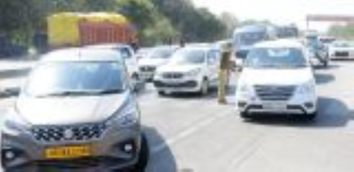 Roads leading to Ayodhya remained sealed for the 19th day