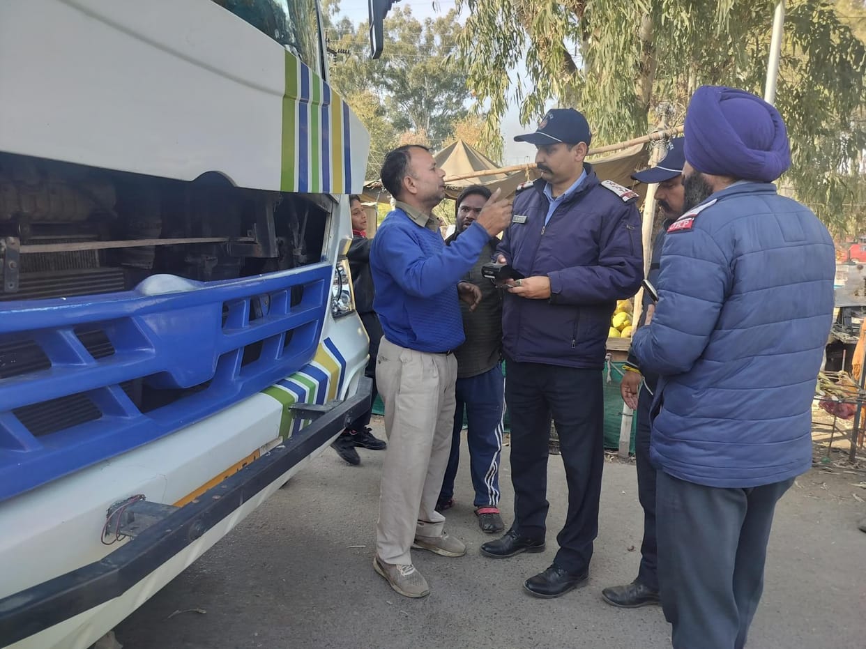 Traffic Police Taken Action Against Violation of Traffic Rules