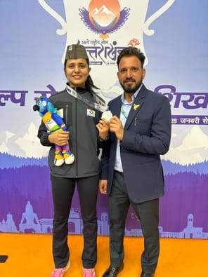 Harsh won silver medal in national fencing competition