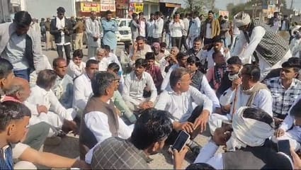 Bikaner: Farmers' Anger Boils Over Irrigation Water Demand, Warn of Agitation, Wheel Jam and Market Closure