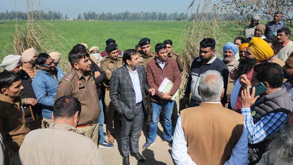 The team that went to take possession of the land returned empty handed