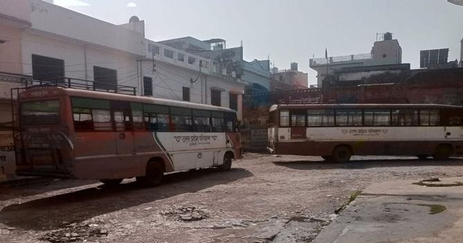 Roadways buses pass through bypass, passengers get worried