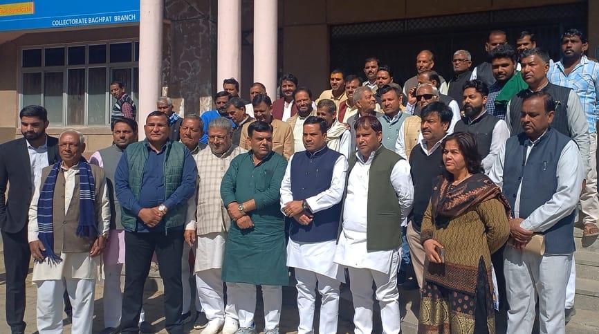 Delegation met DM, if NOC is received then college will be built in Meetli