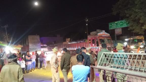 Restrictions continue on the road to Ayodhya, one has to wait for hours