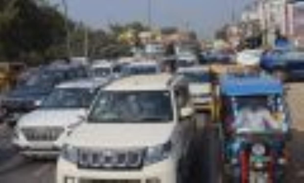 People remained troubled due to all-way traffic jam on the highway