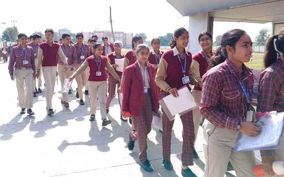7646 students appeared for the Central Board of Secondary Education 10th examination.