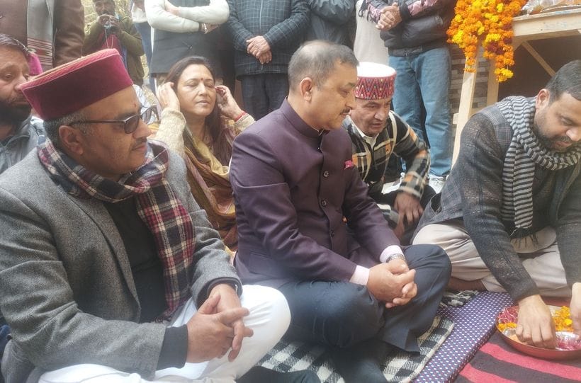 Community building dedicated to the public in Devti Panchayat
