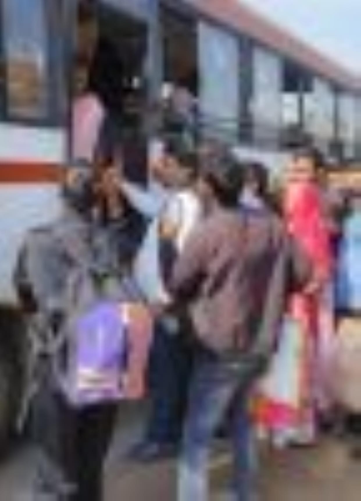 15 more buses start running for Mahakumbh