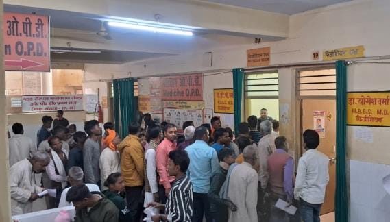 1200 patients reached OPD, waited for hours for treatment