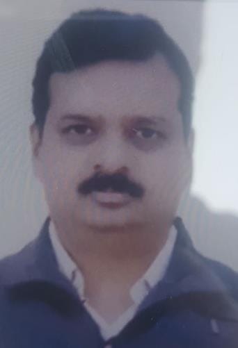 The medicine shopkeeper committed suicide after being hurt by the loss caused by the fire.
