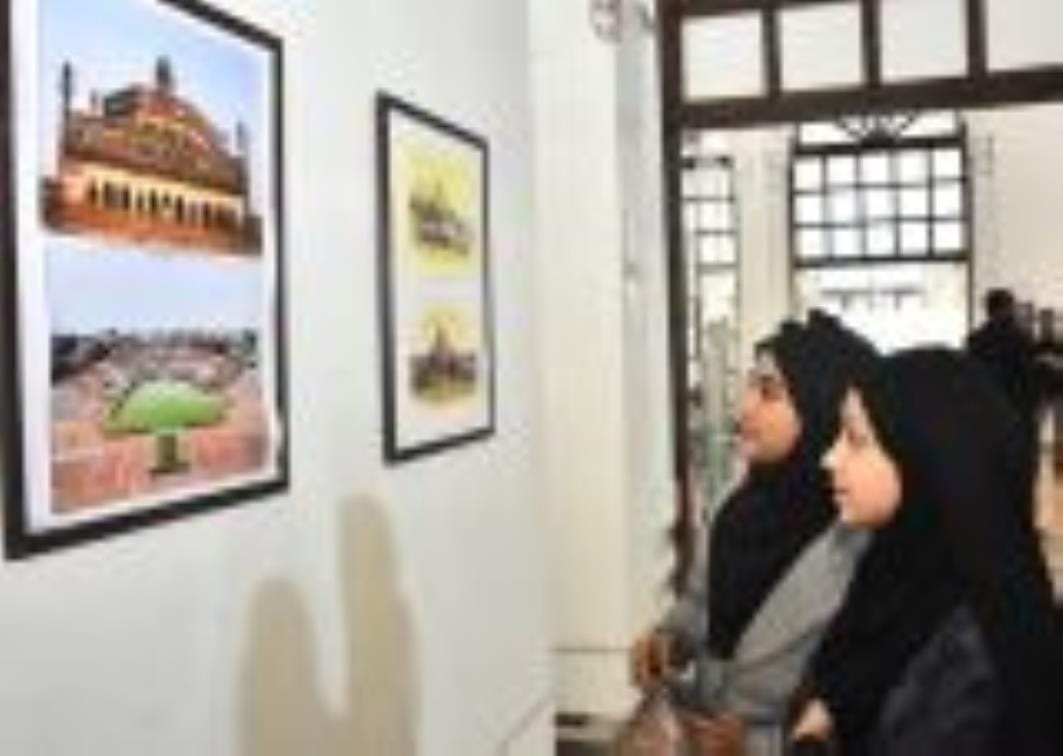 Awadh's pride seen in Tabassum's painting and Mosaddiq's photo