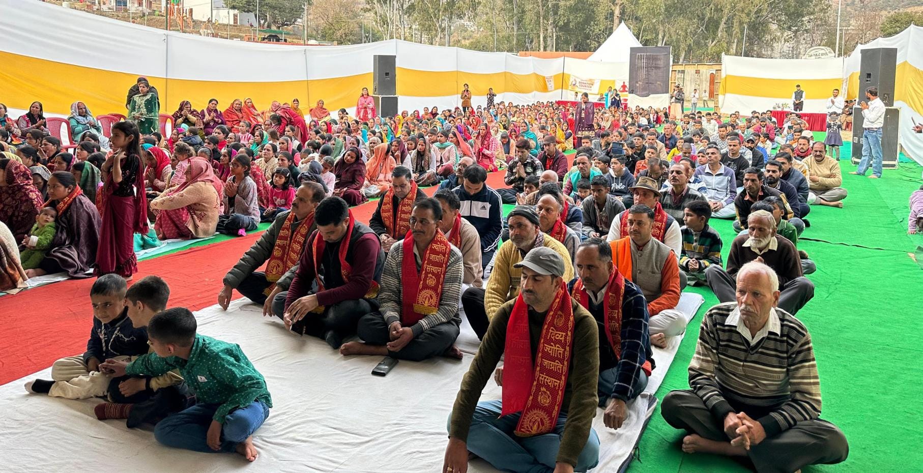 Devotees gathered in Shri Ram Katha
