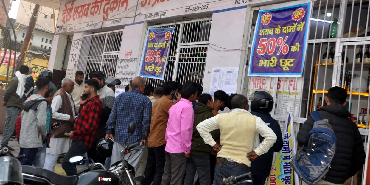 After the discount, there was looting of liquor in the city