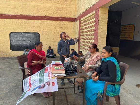 Albendazole tablets fed to 70,000 abandoned children on National Deworming Day