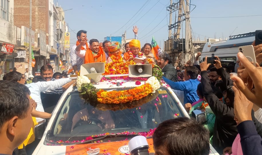 BJP's lotus is real...Congress is fake: RajivGovernment tried to cancel the nomination: Kamal