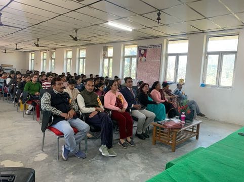 Beautician course started for skin care