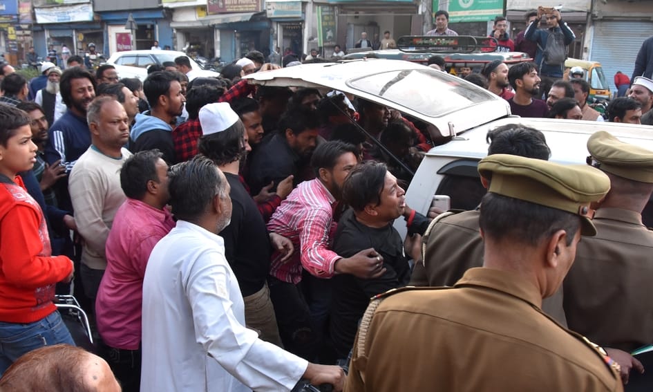 Wedding guests clashed over a dispute regarding children, stone pelting took place, hotel operator died
