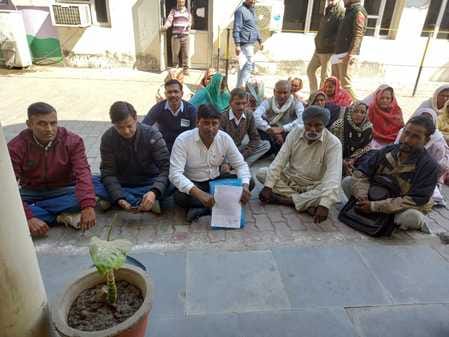 Residents of Kalrehdi village staged a sit-in
