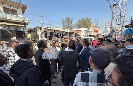 Metro will come soon... Officials checked the width of the road and the location of the proposed stations
