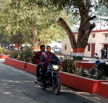 Government employees forgot the order, are riding without helmet