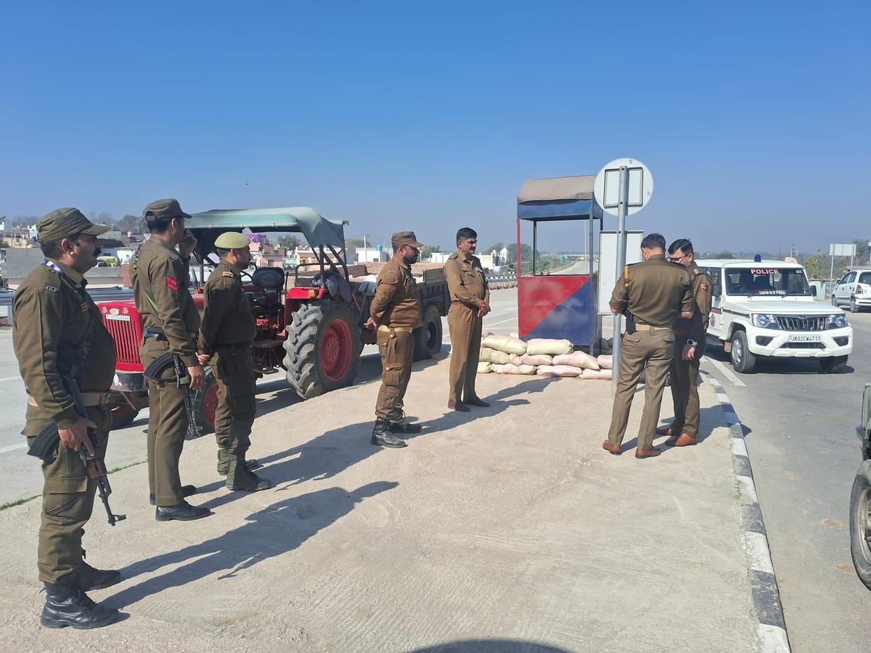 Police has established a concrete checkpoint on the Ring Road near Meeran Sahib.