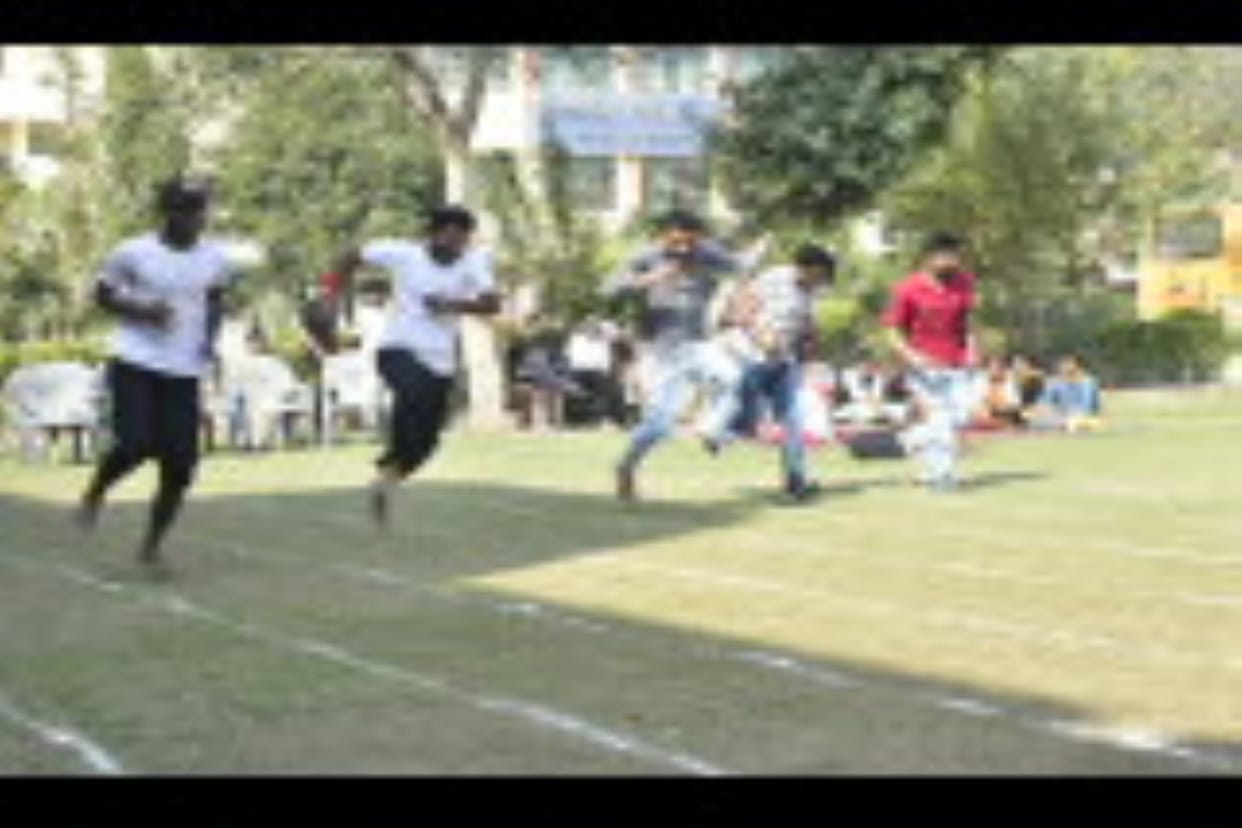 Ramesh became the best athlete among boys and Savina among girls.
