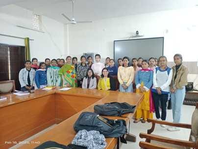 Lecture given on career prospects in economics